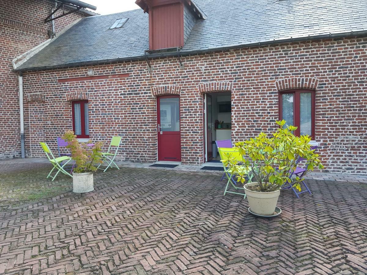 Au Petivall Studio Achicourt 외부 사진